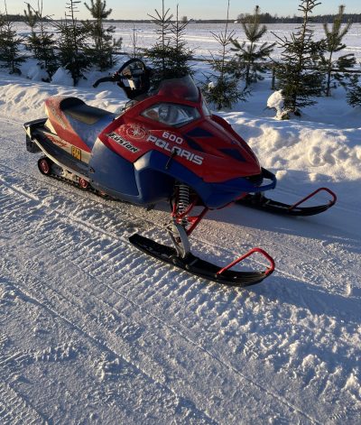 Mootorsaan Polaris Fusion 600 – mootorsaanide rent – ArsiRent