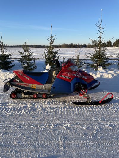 Mootorsaan Polaris Fusion 600 – mootorsaanide rent – ArsiRent