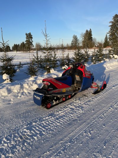 Mootorsaan Polaris Fusion 600 – mootorsaanide rent – ArsiRent